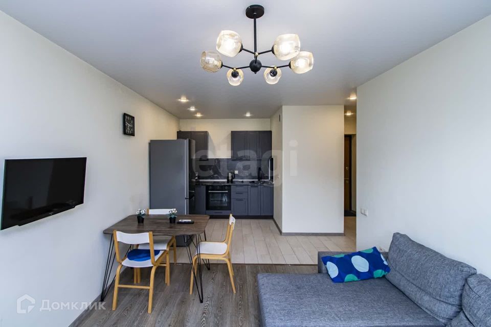 Сдаётся 1-комнатная квартира, 42 м²