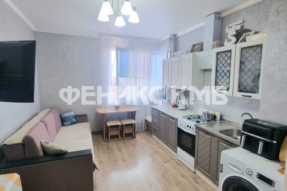 Продаётся 1-комнатная квартира, 44 м²