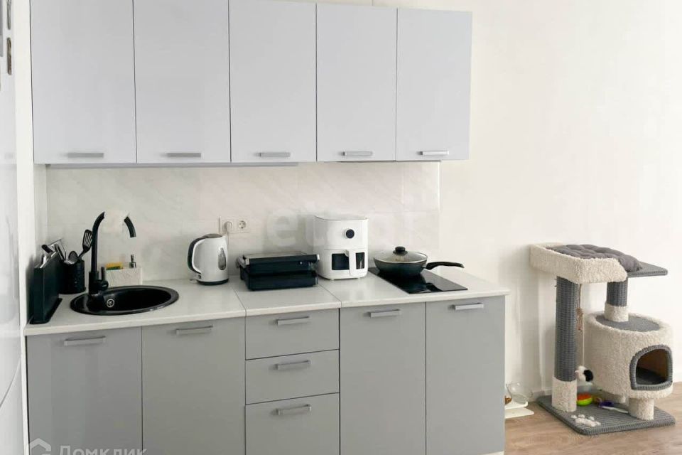 Продаётся 1-комнатная квартира, 35.8 м²