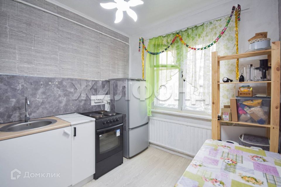Продаётся 1-комнатная квартира, 30.8 м²