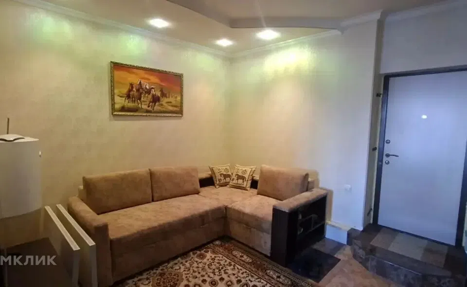 Продаётся 2-комнатная квартира, 56.3 м²