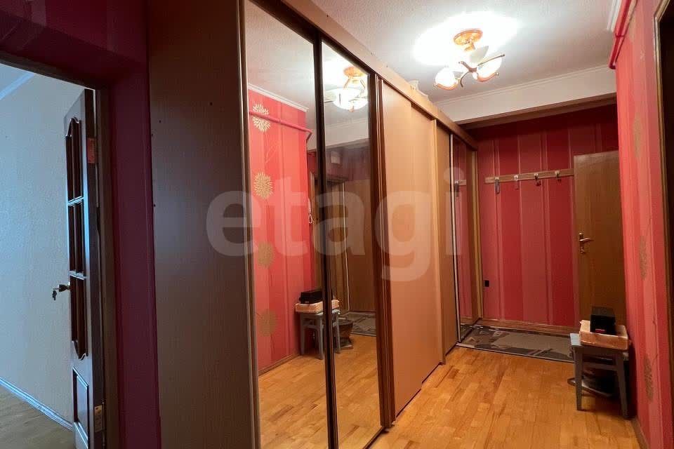 Продаётся 2-комнатная квартира, 65 м²