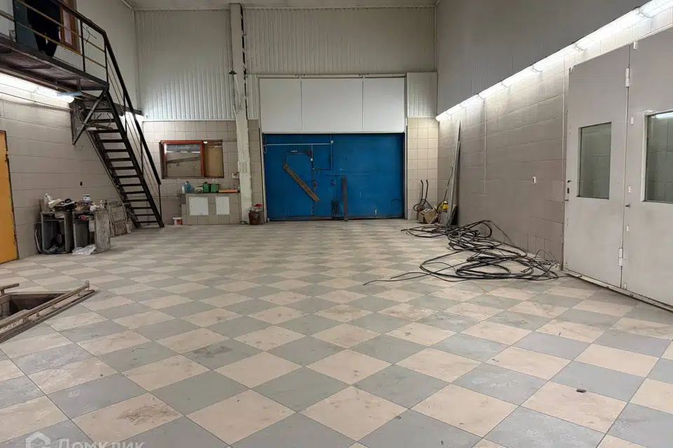 Сдаётся помещение своб. назначения, 646 м²