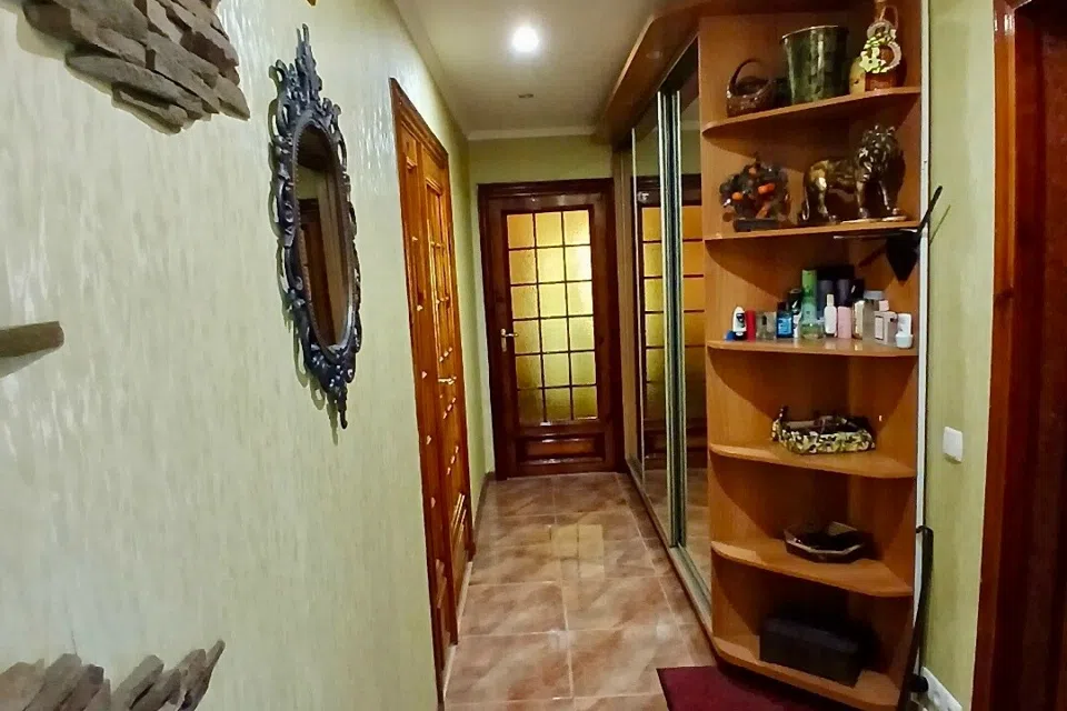 Продаётся 2-комнатная квартира, 53 м²