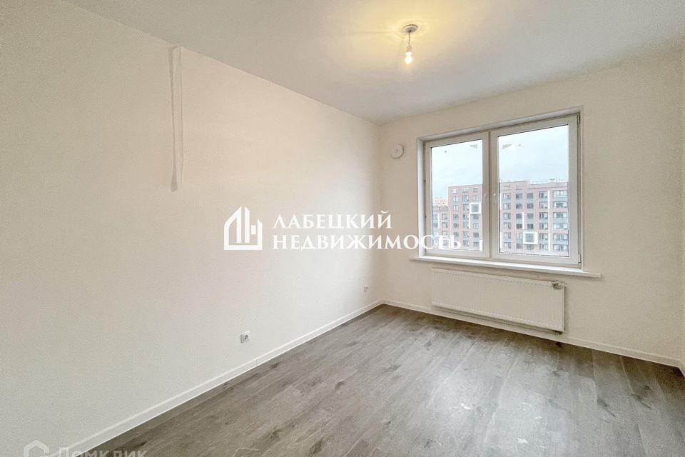 Сдаётся 2-комнатная квартира, 52.3 м²