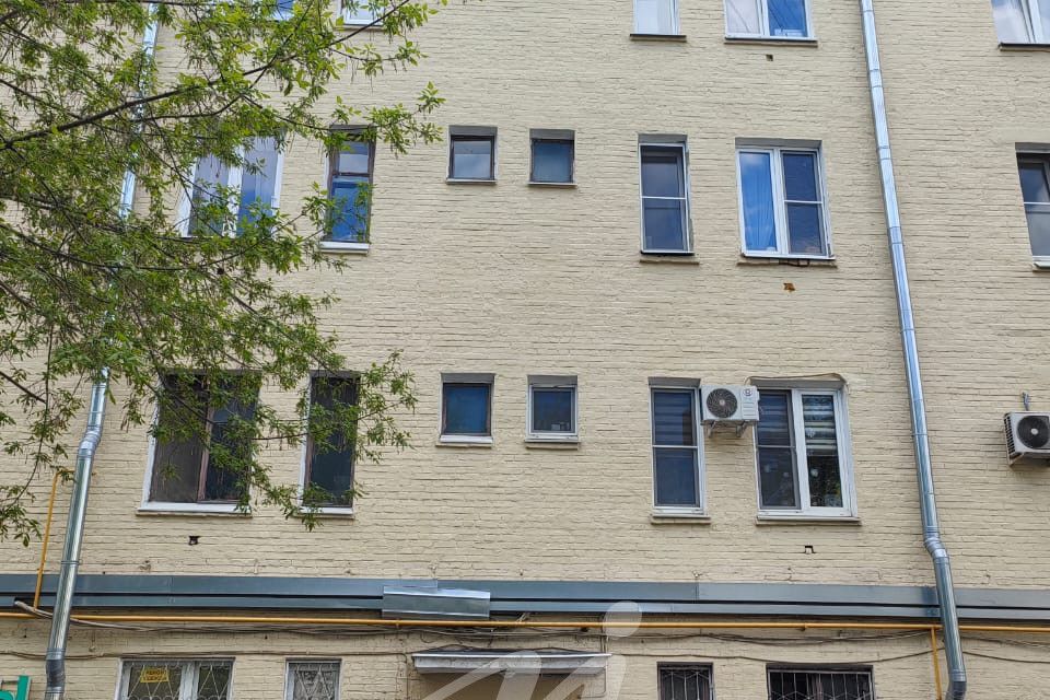 Продаётся комната в 5-комн. квартире, 26.3 м²