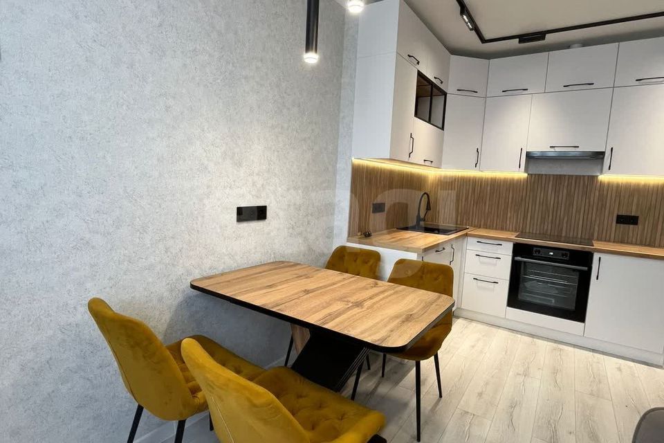 Продаётся 3-комнатная квартира, 60 м²