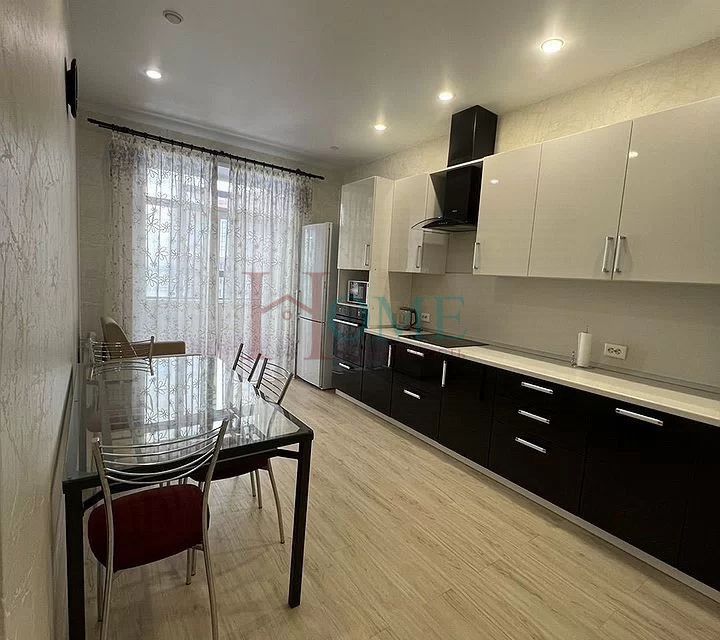 Сдаётся 1-комнатная квартира, 43 м²