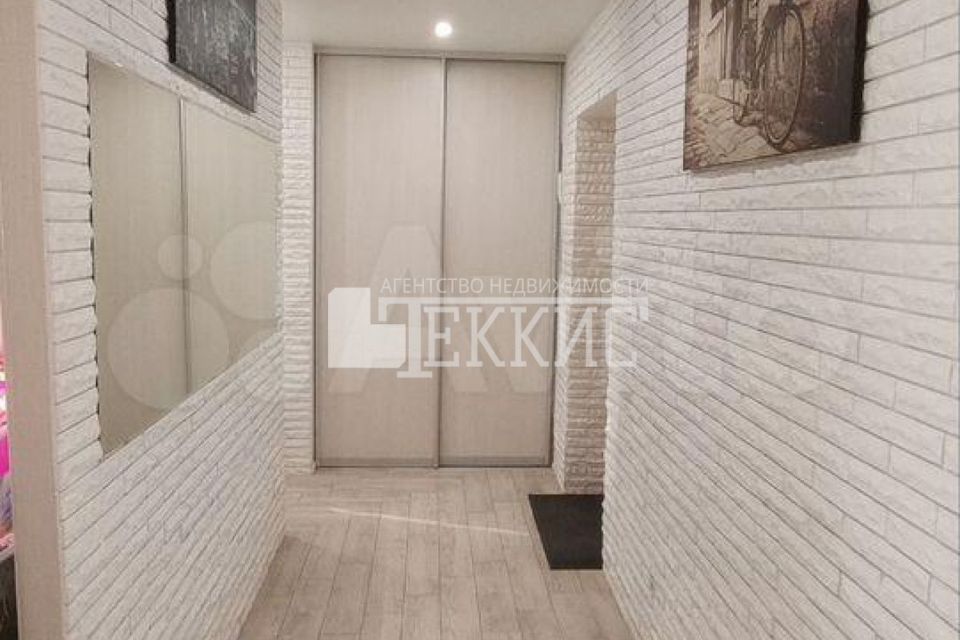 Продаётся 2-комнатная квартира, 56.4 м²