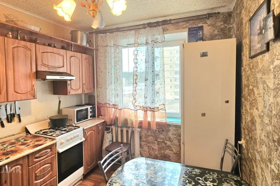 Продаётся 4-комнатная квартира, 70.6 м²