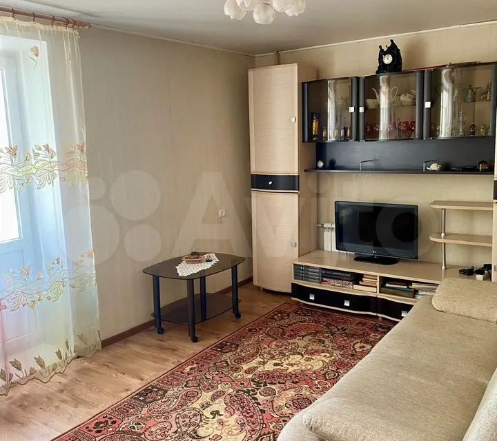 Продаётся 3-комнатная квартира, 50.7 м²