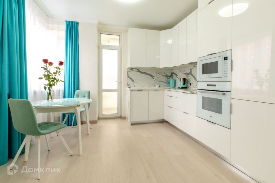 Продаётся 2-комнатная квартира, 63 м²
