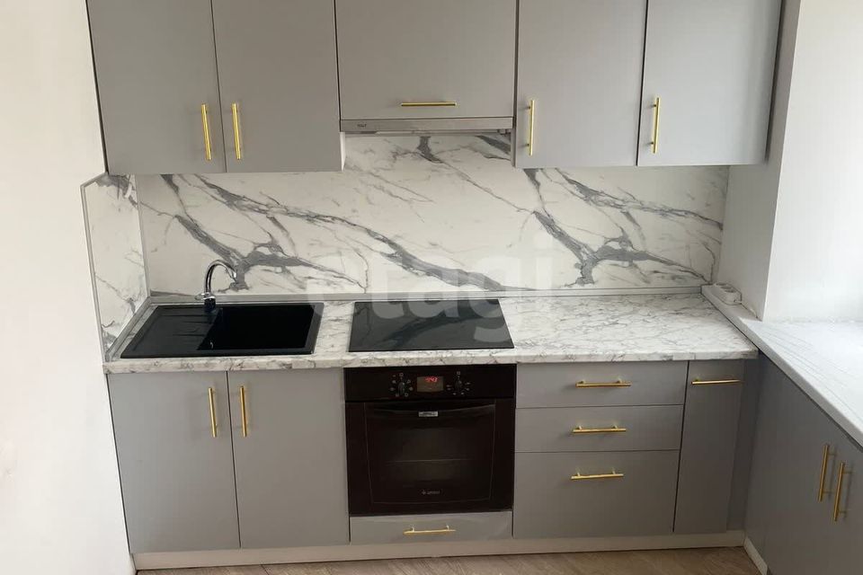 Продаётся 2-комнатная квартира, 42.2 м²