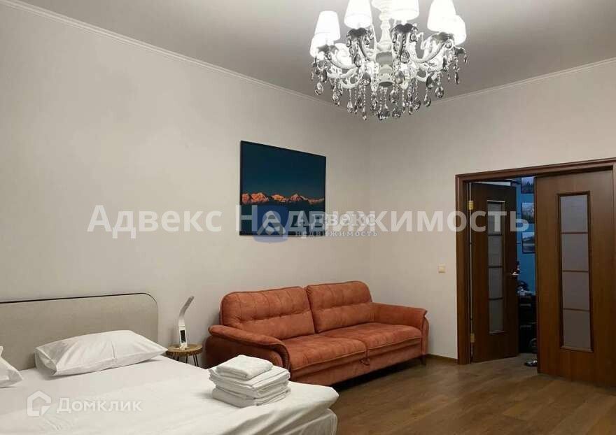 Продаётся 1-комнатная квартира, 57 м²