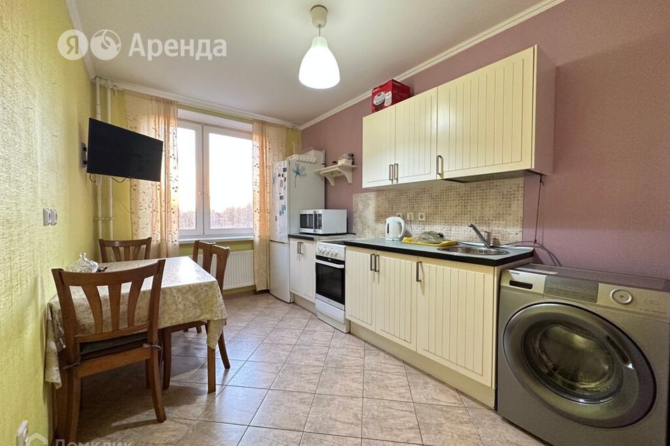 Сдаётся 2-комнатная квартира, 57.8 м²