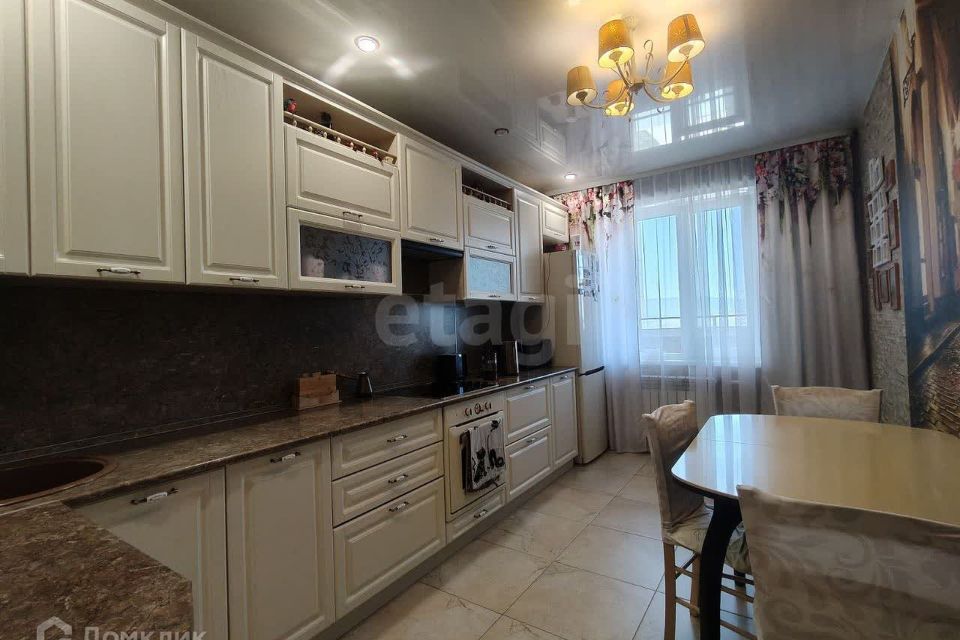 Продаётся 2-комнатная квартира, 62.7 м²