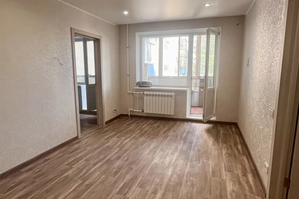 Продаётся 3-комнатная квартира, 56.3 м²