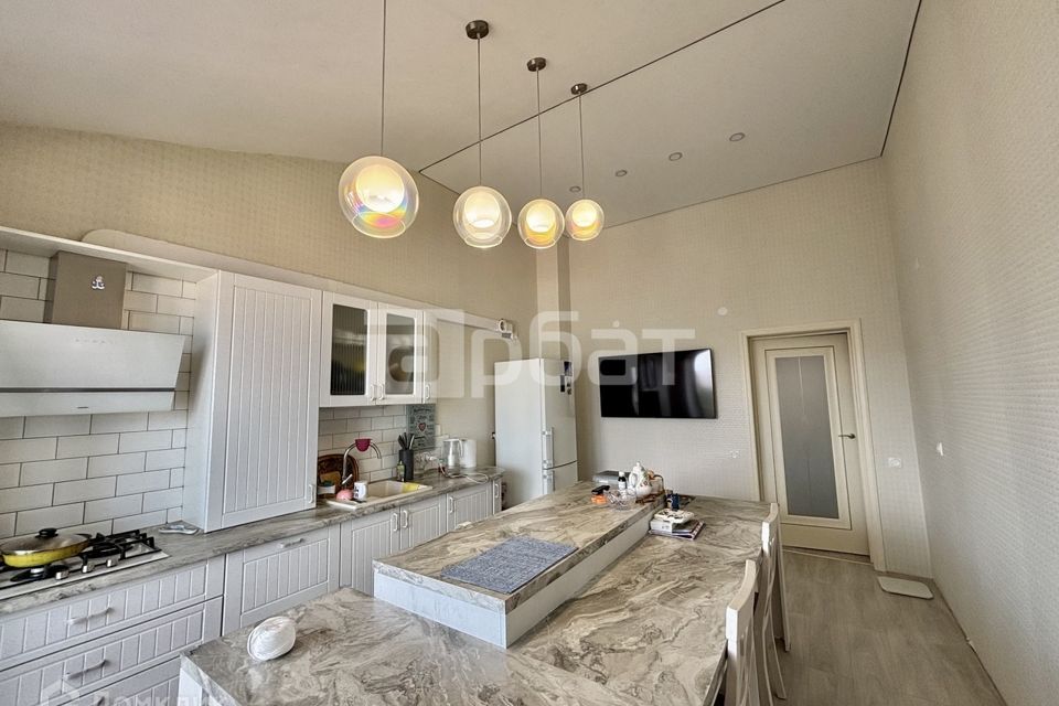 Продаётся 3-комнатная квартира, 83.8 м²