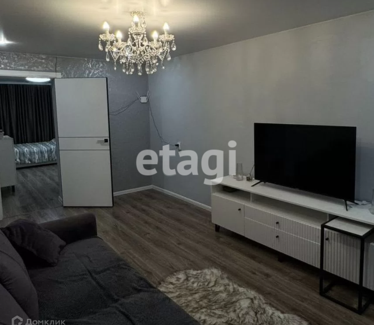 Продаётся 3-комнатная квартира, 57 м²