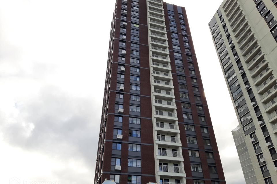 Продаётся 2-комнатная квартира, 60.5 м²