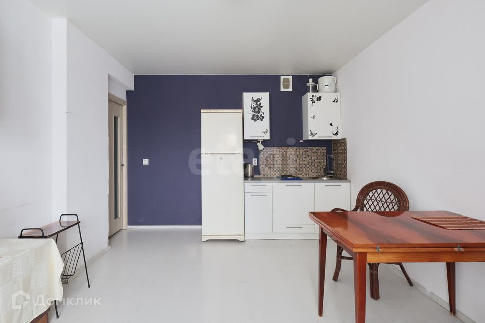 Продаётся 1-комнатная квартира, 43.4 м²