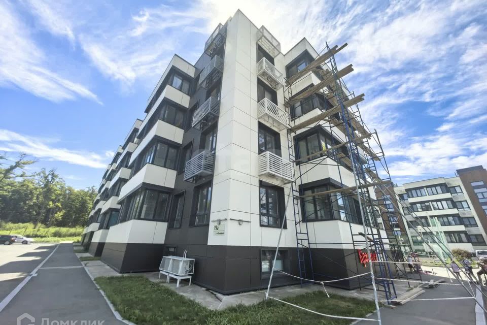 Продаётся 4-комнатная квартира, 79.8 м²