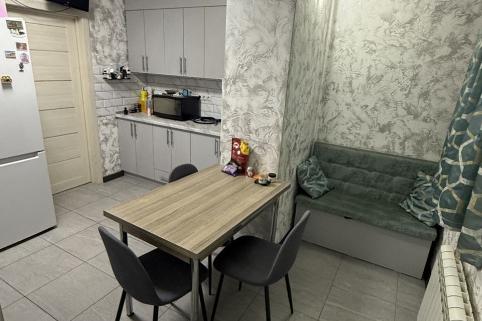 Продаётся 1-комнатная квартира, 50 м²