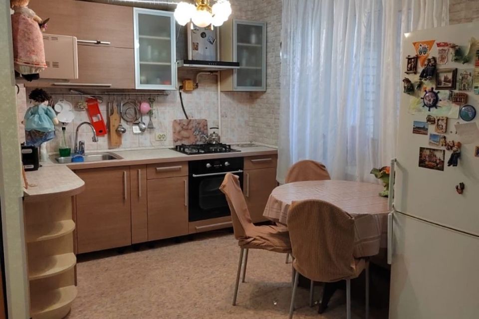 Продаётся 3-комнатная квартира, 58.8 м²