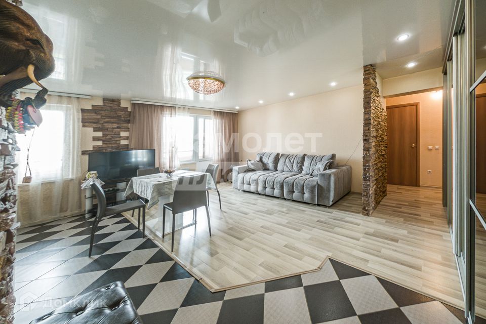 Продаётся 3-комнатная квартира, 68.5 м²