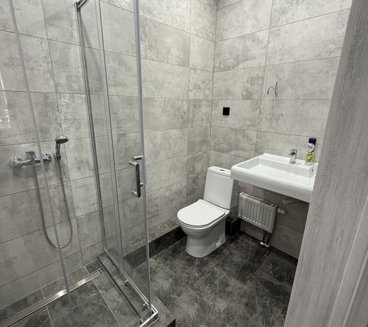 Продаётся 2-комнатная квартира, 65 м²