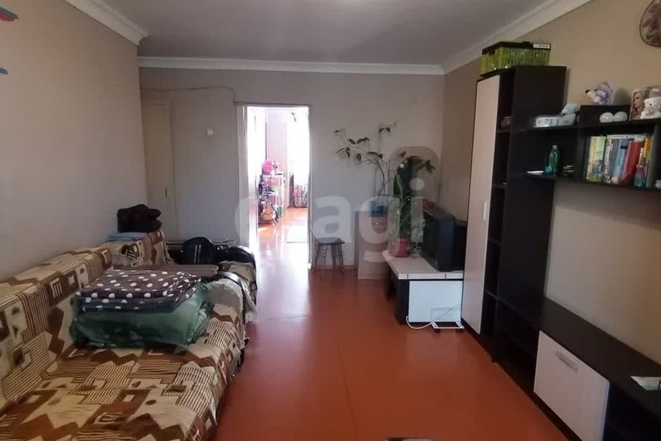 Продаётся 3-комнатная квартира, 58 м²