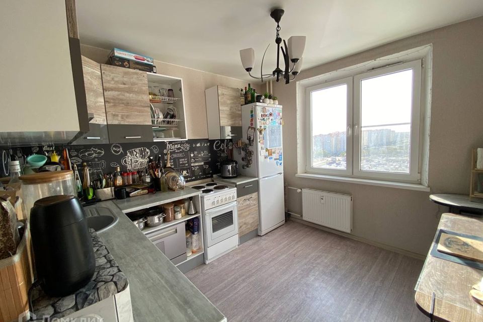 Продаётся 1-комнатная квартира, 38.7 м²