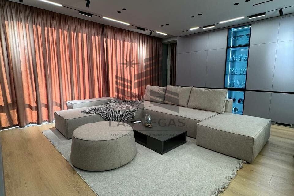Сдаётся 3-комнатная квартира, 88 м²