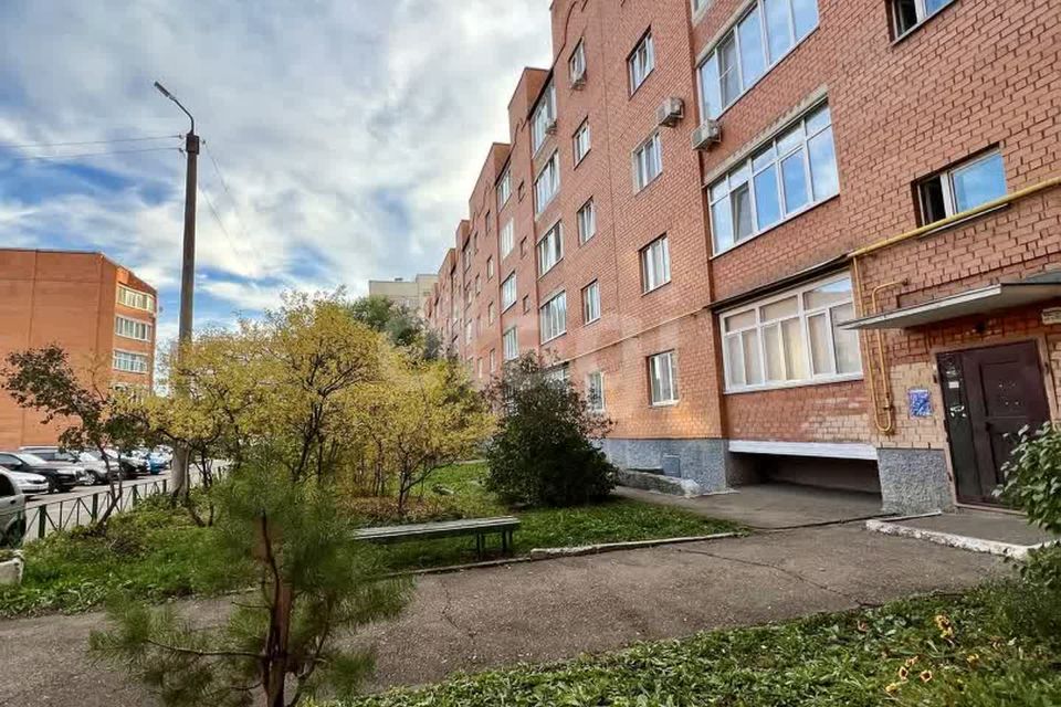 Продаётся 1-комнатная квартира, 59.7 м²