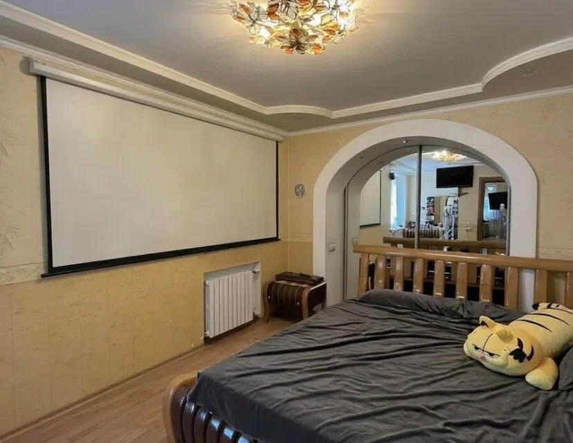Продаётся 4-комнатная квартира, 84.8 м²
