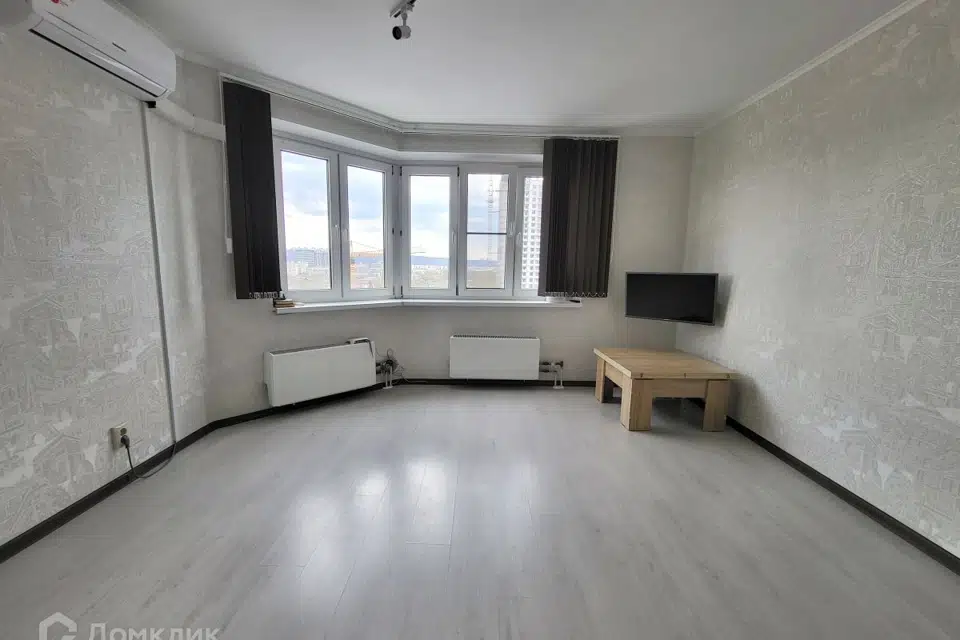 Продаётся 1-комнатная квартира, 37.9 м²