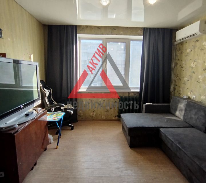 Продаётся 2-комнатная квартира, 43.8 м²