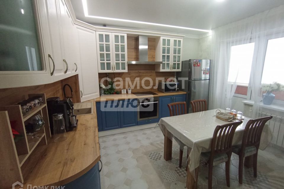 Продаётся 2-комнатная квартира, 72.5 м²