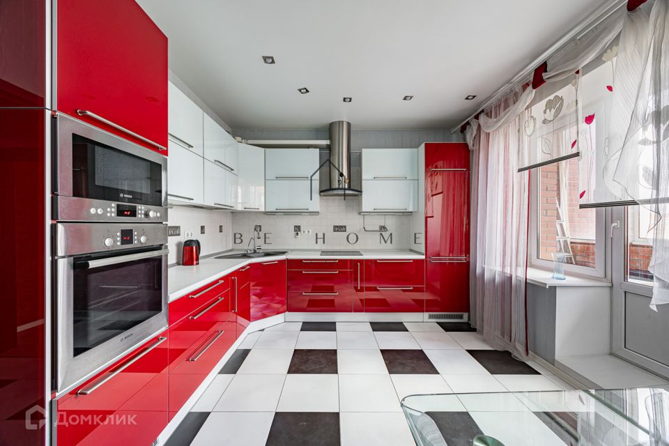 Сдаётся 3-комнатная квартира, 112 м²