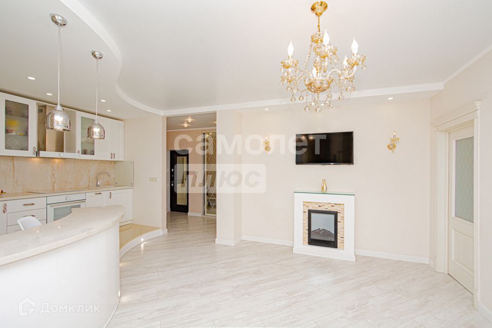 Продаётся 3-комнатная квартира, 82.8 м²