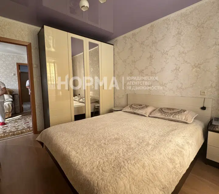 Продаётся 4-комнатная квартира, 61.1 м²