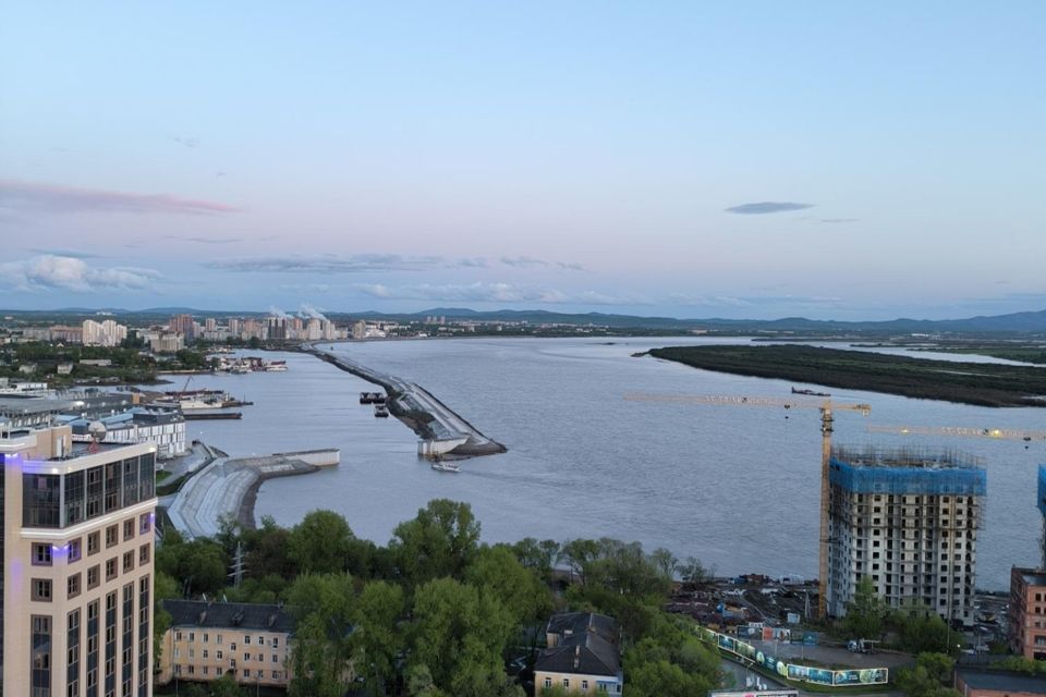 Сдаётся 2-комнатная квартира, 63.5 м²