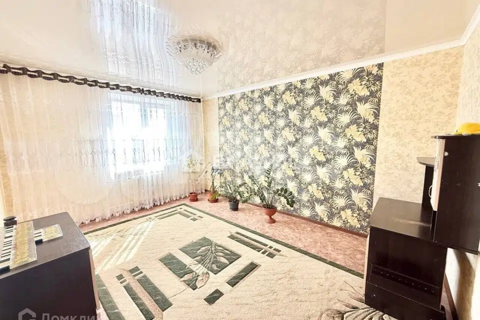 Продаётся 3-комнатная квартира, 76 м²