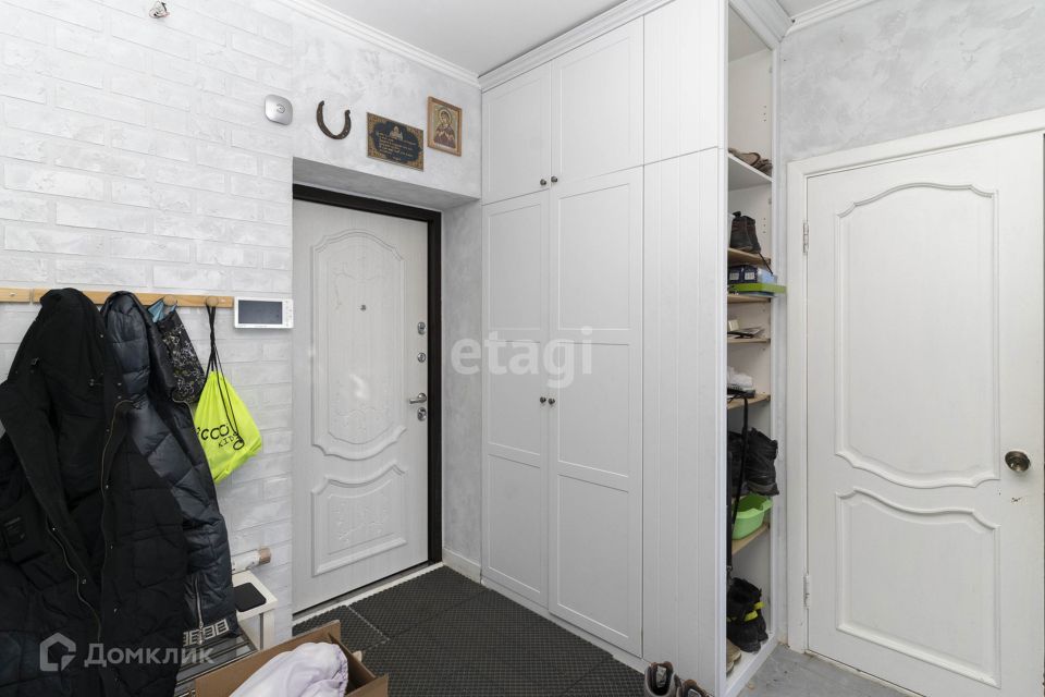 Продаётся 5-комнатная квартира, 140.6 м²