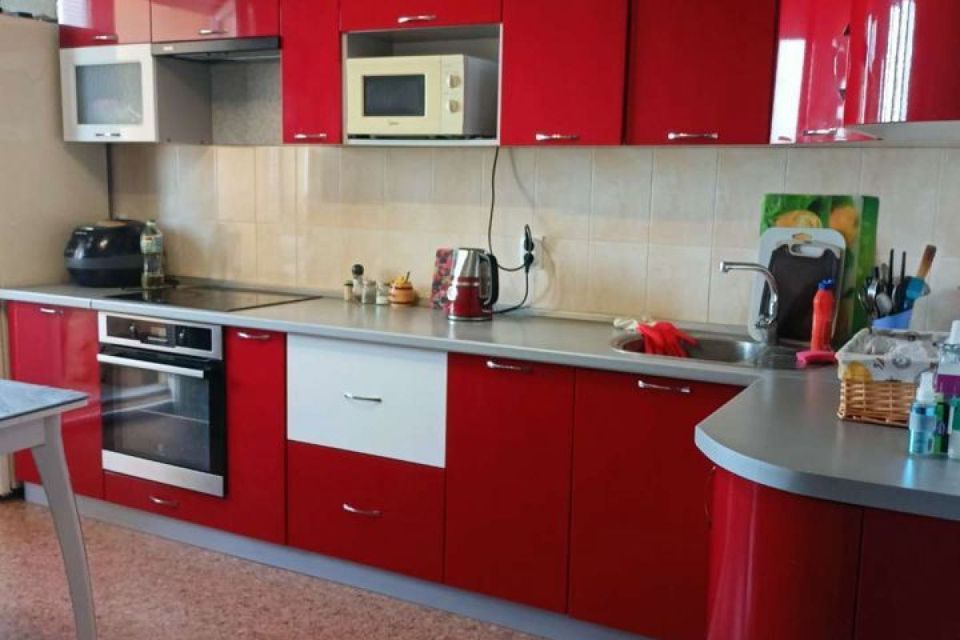 Продаётся 3-комнатная квартира, 83 м²