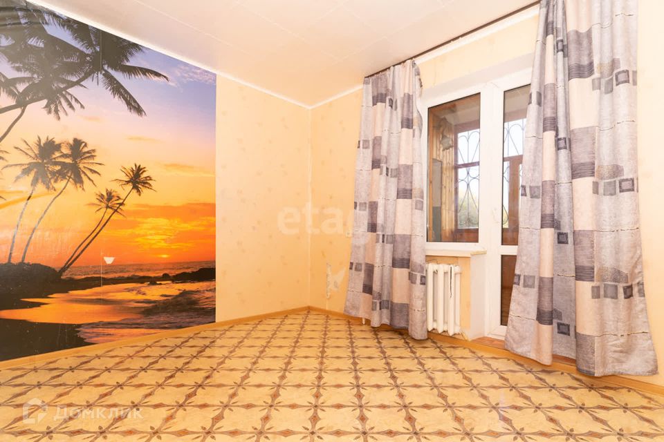 Продаётся 4-комнатная квартира, 71.1 м²