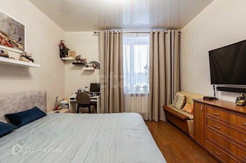 Продаётся 1-комнатная квартира, 43 м²