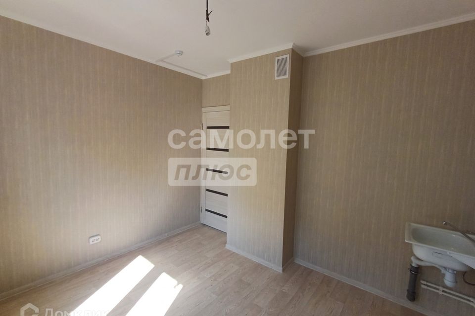 Продаётся 1-комнатная квартира, 37.5 м²