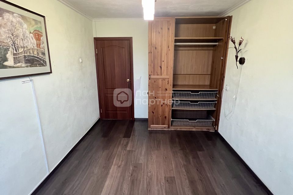 Продаётся 3-комнатная квартира, 61.8 м²