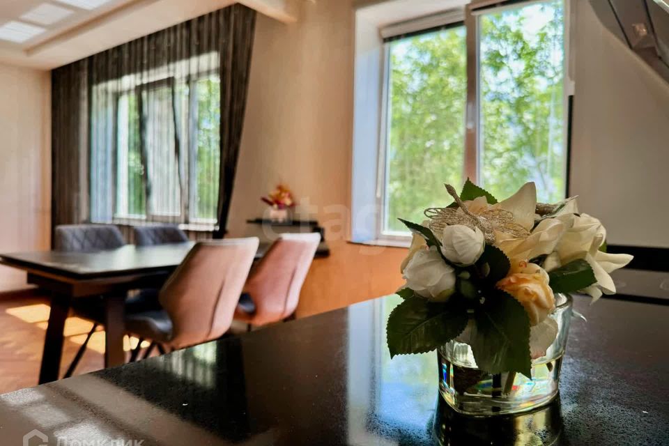 Продаётся 1-комнатная квартира, 51 м²